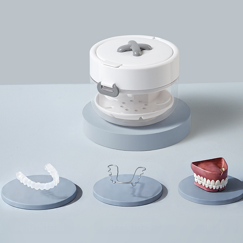 🦷✨Multifunkčný úložný box na zubné protézy a protézy - malý, hygienický, vybavený všetkým potrebným príslušenstvom